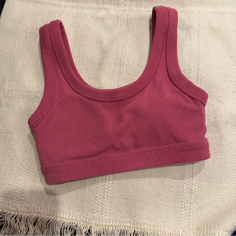 Alo sports top